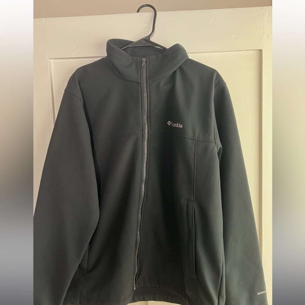Columbia Ascender Softshell Jacket for Men, Size Large - Black